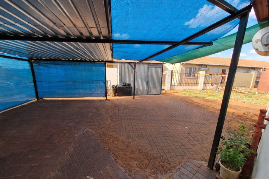 2 Bedroom Property for Sale in Kathu Northern Cape